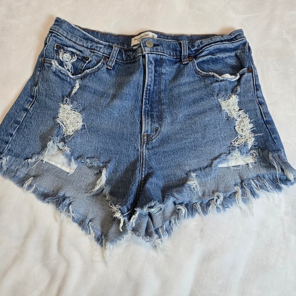 Abercrombie Curve Love Mom Short – High Rise Denim, Size 33/16, Distressed
